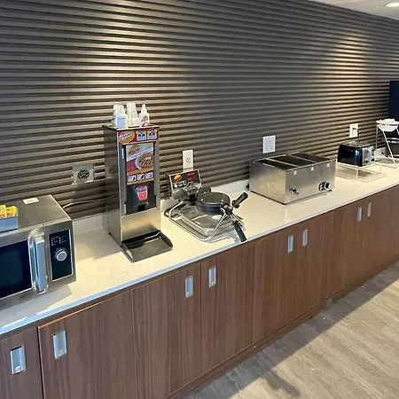 Wingate By Wyndham Dublin Near Claytor Lake State Park 