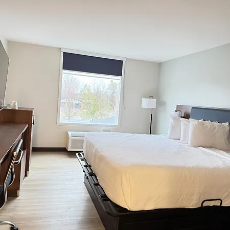 Wingate By Wyndham Dublin Near Claytor Lake State Park Exterior photo