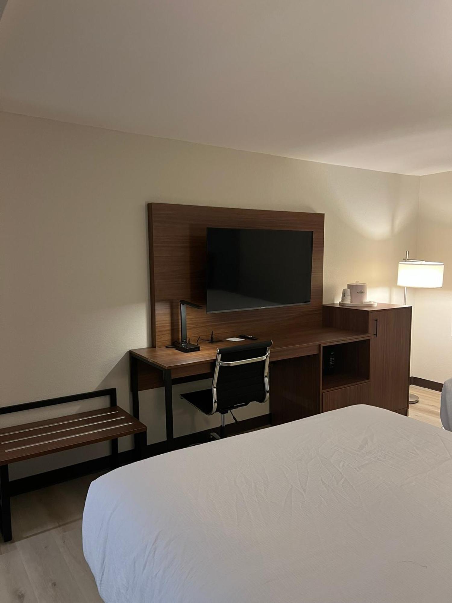 Wingate By Wyndham Near Claytor State Park Dublin