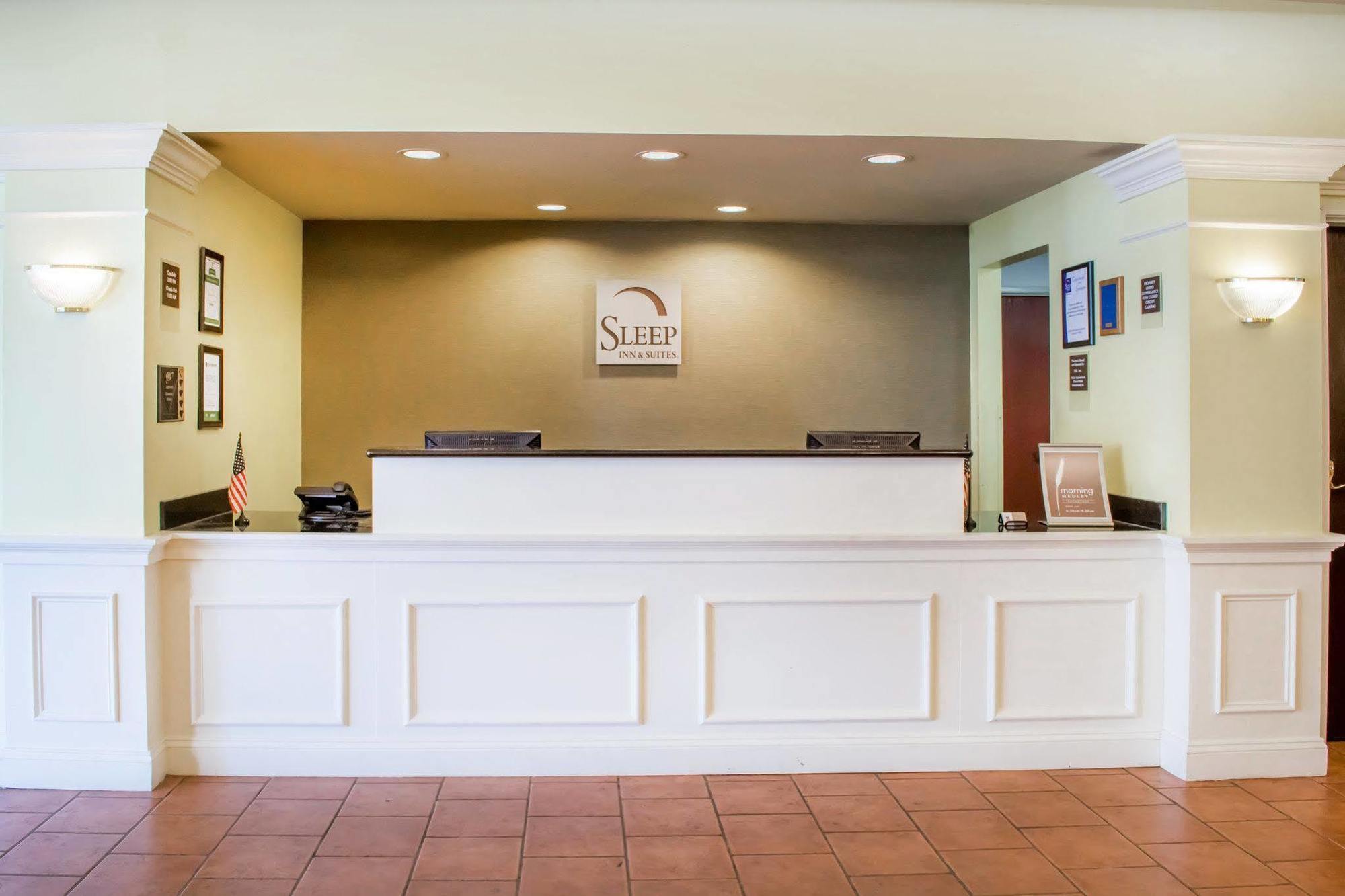 Wingate By Wyndham Near Claytor State Park Hotel